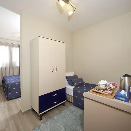 Ion Slow Adult 12 Alloggio in famiglia Siğacık